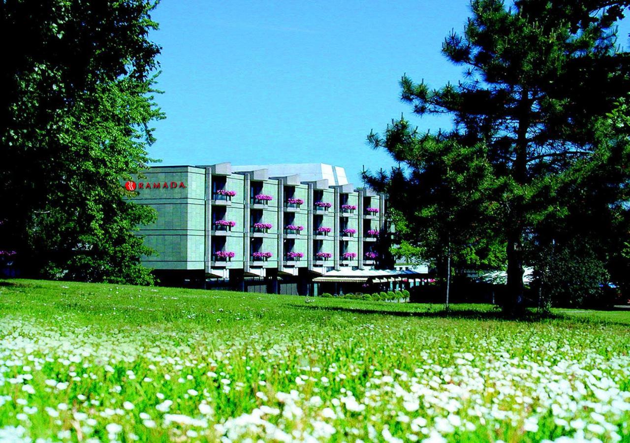 Ramada Nurnberg Parkhotel Extérieur photo